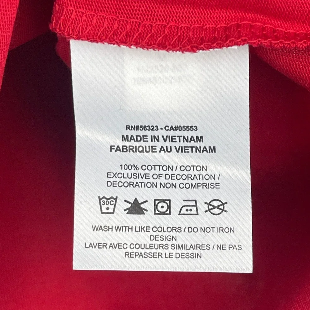 Jordan men red